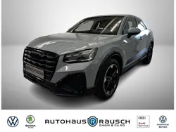 Grau Gebraucht 2023 Audi Q2 S-Line SUV | 37.900 € (Teuer)
