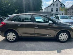 Braun Gebraucht 2015 Citroën C4 PureTech Limousine | 7.950 € (Guter Preis)