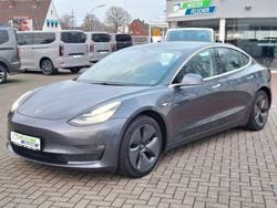 Grau Gebraucht 2020 Tesla Model 3 Limousine | 23.690 € (Guter Preis)