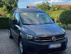 Grau Gebraucht 2016 VW Caddy Trendline Van / Kleinbus | 13.950 € (Etwas zu teuer)