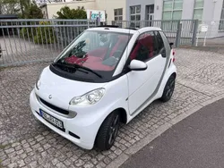 Weiß Gebraucht 2011 Smart ForTwo Cabrio Cabrio | 9.999 € (Teuer)