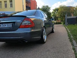 Grau Gebraucht 2007 Mercedes 320 AMG Limousine | 9.999 € (Teuer)
