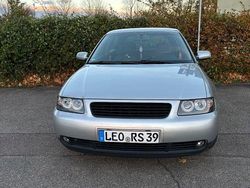 Silber Gebraucht 2002 Audi A3 Performance Limousine | 3.999 € (Fairer Preis)