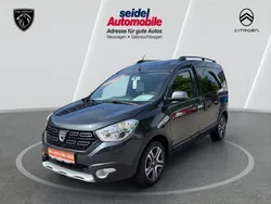 Grau Gebraucht 2019 Dacia Dokker Stepway Van | 15.995 € (Fairer Preis)