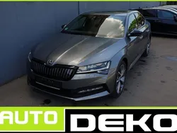 Graphitegrau metallic Gebraucht 2022 Skoda Superb SportLine Limousine | 27.870 € (Fairer Preis)