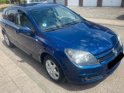 Gebraucht 2006 Opel Astra Limousine | 1.500 €