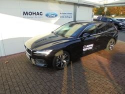 Schwarz Gebraucht 2024 Volvo V60 Core Kombi | 36.490 € (Guter Preis)