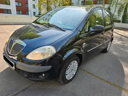 Schwarz Gebraucht 2007 Lancia Musa Van / Kleinbus | 2.990 € (Superpreis)