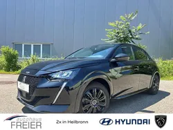 Schwarz Gebraucht 2021 Peugeot e-208 Allure Kleinwagen | 14.899 € (Guter Preis)