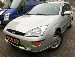 Silber Gebraucht 2001 Ford Focus Kombi | 2.499 € (Fairer Preis)