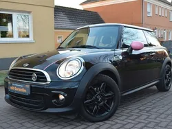Schwarz Gebraucht 2013 Mini ONE Kleinwagen | 7.690 € (Etwas zu teuer)