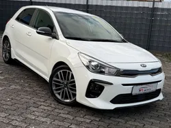 Weiß Gebraucht 2021 Kia Rio GT-Line Limousine | 16.900 € (Fairer Preis)