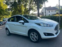 Weiß Gebraucht 2015 Ford Fiesta SYNC Edition Kleinwagen | 8.800 € (Fairer Preis)