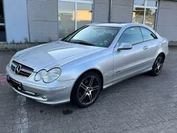 Silber Gebraucht 2003 Mercedes CLK200 Elegance Coupé | 5.300 €