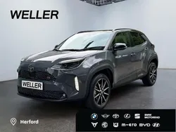 Grau Gebraucht 2025 Toyota Yaris Hybrid | 34.989 € (Teuer)