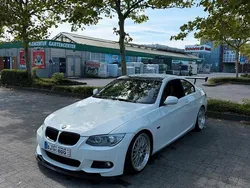Weiß Gebraucht 2012 BMW 335 Coupé | 26.000 €