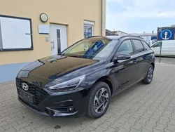 Grün Neu 2025 Hyundai i30 Limousine | 24.558 € (Guter Preis)