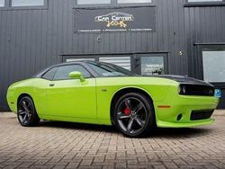 Grau Gebraucht 2015 Dodge Challenger Coupé | 24.290 €