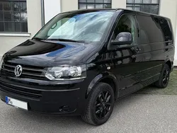 Schwarz Gebraucht 2015 VW T5 Comfortline Van | 29.900 € (Teuer)