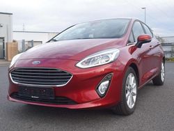 Rot Gebraucht 2017 Ford Fiesta Titanium Kleinwagen | 11.999 € (Fairer Preis)