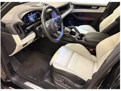 Schwarz Gebraucht 2024 Porsche Cayenne SUV | 114.835 € (Etwas zu teuer)