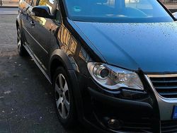 Schwarz Gebraucht 2008 VW Touran Cross Van / Kleinbus | 4.600 € (Guter Preis)