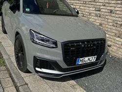 Grau Gebraucht 2020 Audi SQ2 SUV | 31.000 € (Fairer Preis)