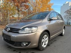 Braun Gebraucht 2013 VW Golf Plus Life Van / Kleinbus | 6.690 € (Fairer Preis)