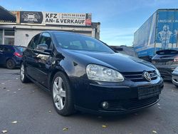Schwarz Gebraucht 2005 VW Golf V Limousine | 3.645 € (Fairer Preis)