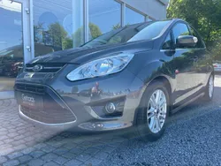 Grau Gebraucht 2015 Ford C-MAX Titanium Van / Kleinbus | 10.950 € (Teuer)