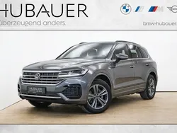 Grau Gebraucht 2023 VW Touareg R-line SUV | 47.890 €