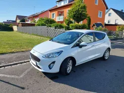 Weiß Gebraucht 2018 Ford Fiesta Kleinwagen | 10.500 € (Fairer Preis)