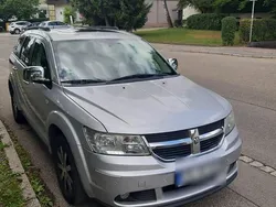 Grau Gebraucht 2010 Dodge Journey SUV | 4.000 € (Fairer Preis)