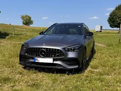 Grau Gebraucht 2023 Mercedes C43 AMG AMG Kombi | 62.300 € (Teuer)