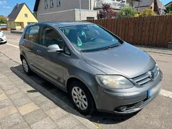 Grau Gebraucht 2007 VW Golf Plus Cross Van / Kleinbus | 1.999 € (Fairer Preis)