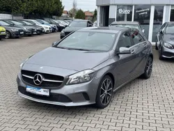 Mountaingrau met. Gebraucht 2015 Mercedes A180 Style Limousine | 14.490 € (Fairer Preis)