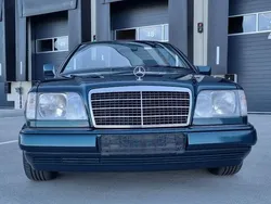 Grün Gebraucht 1995 Mercedes E220 Sportline Cabrio | 39.900 €