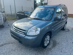 Grau Gebraucht 2008 Citroën Berlingo Van / Kleinbus | 3.490 € (Teuer)