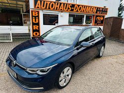 Blau Gebraucht 2020 VW Golf VIII Style Limousine | 22.980 € (Fairer Preis)