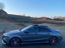 Grau Gebraucht 2016 Mercedes CLA180 AMG line Limousine | 19.900 €