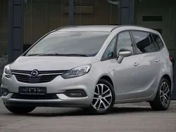 Silber Gebraucht 2018 Opel Zafira Tourer Edition Van / Kleinbus | 12.990 € (Fairer Preis)