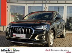Schwarz metallic Gebraucht 2019 Audi Q3 Advanced SUV | 30.810 € (Etwas zu teuer)