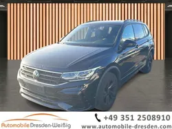 Deep black perleffekt Gebraucht 2024 VW Tiguan Allspace R-line SUV | 41.980 € (Fairer Preis)