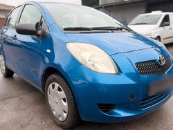 Blau Gebraucht 2007 Toyota Yaris Kleinwagen | 2.450 € (Fairer Preis)
