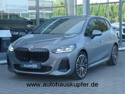 Grau Gebraucht 2024 BMW 218 Active Tourer M Sport Van / Kleinbus | 30.700 € (Fairer Preis)