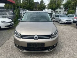 Braun Gebraucht 2013 VW Touran Life Van / Kleinbus | 6.750 € (Fairer Preis)