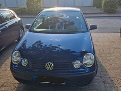 Blau Gebraucht 2003 VW Polo Basis Limousine | 2.000 € (Fairer Preis)