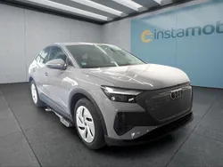 Grau Gebraucht 2022 Audi Q4 Sportback e-tron SUV | 30.199 € (Guter Preis)