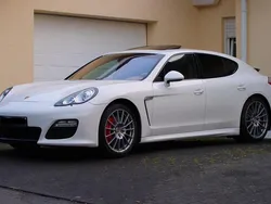 Weiß Gebraucht 2011 Porsche Panamera 4 Limousine | 21.500 € (Fairer Preis)