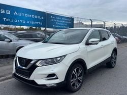 Weiß Gebraucht 2018 Nissan Qashqai N-Connecta SUV | 10.490 € (Superpreis)
